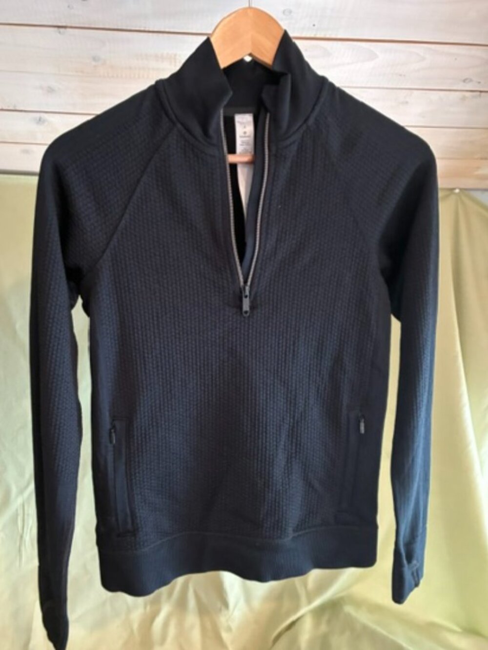 Lululemon half zip sweater, size 4.